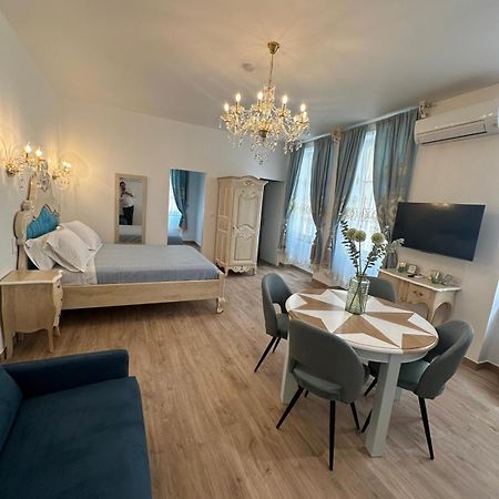 Appartement Du Cloitre 1Er 纳博讷 外观 照片