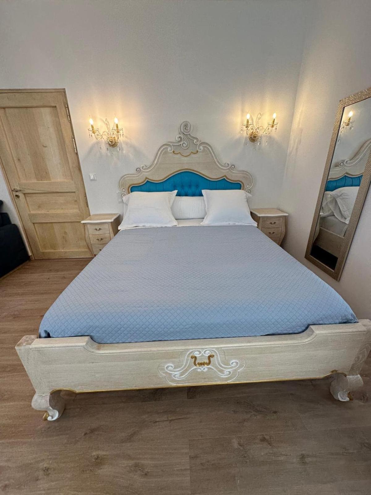 Appartement Du Cloitre 1Er 纳博讷 外观 照片