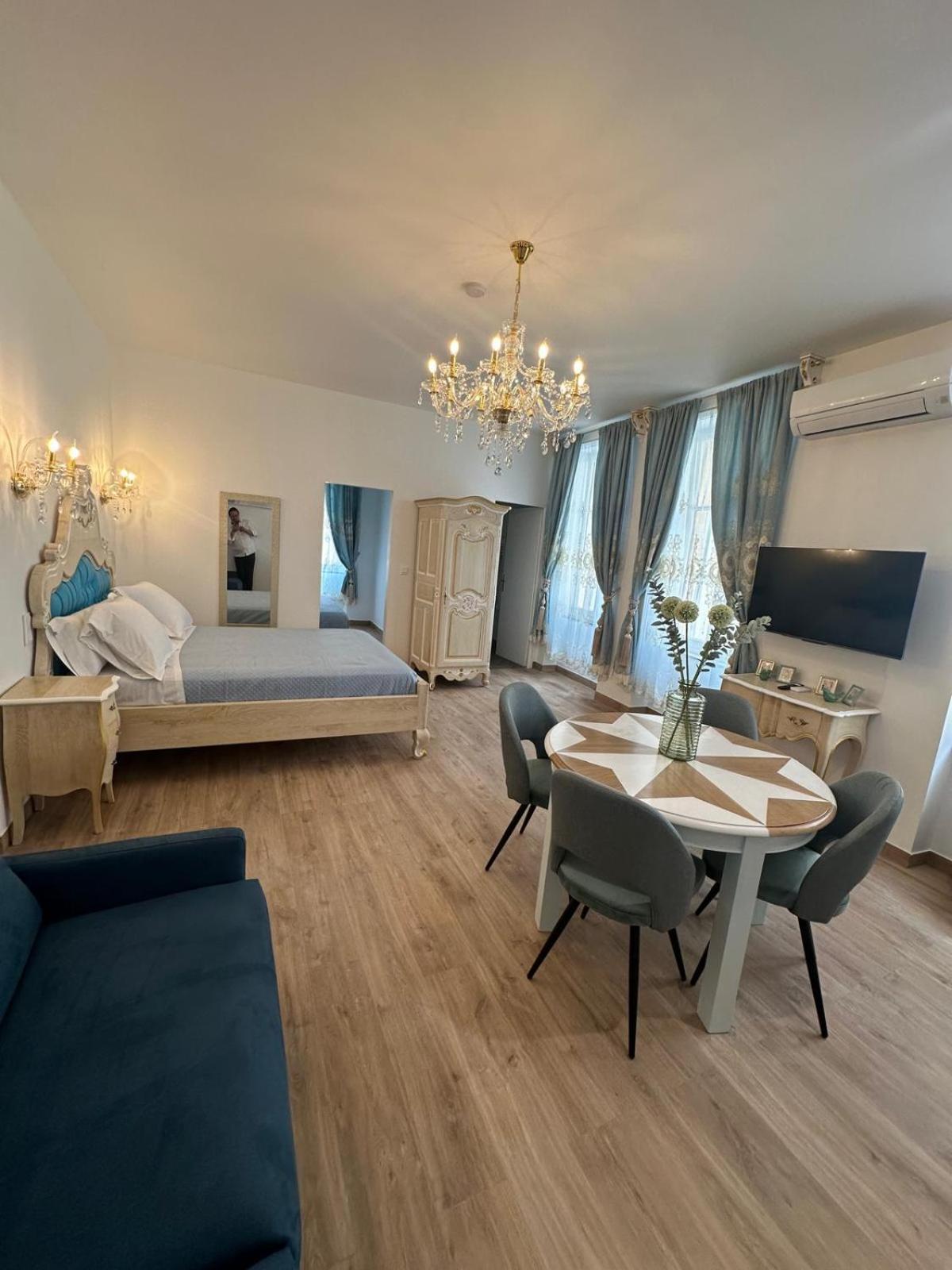 Appartement Du Cloitre 1Er 纳博讷 外观 照片